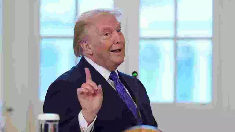 ಇರಾನ್‌ನತ್ತ ಯುಎಸ್ ನೌಕಾಪಡೆ- ಟ್ರಂಪ್‌ ಮತ್ತೆ ಖಡಕ್‌ ಎಚ್ಚರಿಕೆ