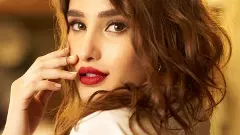 ಸೌತ್‌ ಇಂಡಸ್ಟ್ರಿಗೆ ಕಾಲಿಡಲಿದ್ದಾರೆ ಬಾಲಿವುಡ್‌ ಸುಂದರಿ: ಫಸ್ಟ್‌ ಲುಕ್‌ ಬಿಡುಗಡೆ