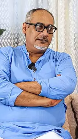 ಸಲ್ಮಾನ್ ಖಾನ್ ವಿರುದ್ಧ ಆಕ್ಷೇಪಾರ್ಹ ಹೇಳಿಕೆ; ನಿರ್ದೇಶಕ ಅಭಿನವ್ ಕಶ್ಯಪ್ಗೆ ಕೋರ್ಟ್ ಎಚ್ಚರಿಕೆ ಸಲ್ಮಾನ್ ಖಾನ್ ವಿರುದ್ಧ ಆಕ್ಷೇಪಾರ್ಹ ಹೇಳಿಕೆ; ನಿರ್ದೇಶಕ ಅಭಿನವ್ ಕಶ್ಯಪ್ಗೆ ಕೋರ್ಟ್ ಎಚ್ಚರಿಕೆ