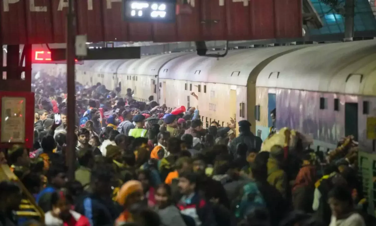 Union Budget 2026| ಹಳಿ ಮೇಲೆ ಕಂಗೆಟ್ಟ ʼಮದಗಜʼ; ಸಾಲದ ಸುಳಿ, ಜನದಟ್ಟಣೆ ಸಂಕೋಲೆಯಲ್ಲಿ ರೈಲ್ವೆ