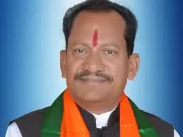 ಅಜೆಂಡಾ ನೋಡೋಕೆ ಲ್ಯಾಪ್ಟಾಪ್ ಕೊಡಿ ಎಂದ ಪ್ರಭು ಚವ್ಹಾಣ್; ಟ್ರೈನಿಂಗ್ ತಗೊಳ್ಳಿ ಎಂದ ಸ್ಪೀಕರ್! ಅಜೆಂಡಾ ನೋಡೋಕೆ ಲ್ಯಾಪ್ಟಾಪ್ ಕೊಡಿ ಎಂದ ಪ್ರಭು ಚವ್ಹಾಣ್; ಟ್ರೈನಿಂಗ್ ತಗೊಳ್ಳಿ ಎಂದ ಸ್ಪೀಕರ್!