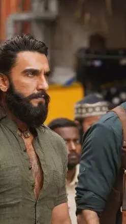 ಧುರಂಧರ್ 2: ದ ರಿವೇಂಜ್ ಟೀಸರ್ ಔಟ್: ಲಯಾರಿ ಪಟ್ಟಣದಲ್ಲಿ ರಣವೀರ್ ಖಡಕ್ ಡೈಲಾಗ್ ಧುರಂಧರ್ 2: ದ ರಿವೇಂಜ್ ಟೀಸರ್ ಔಟ್: ಲಯಾರಿ ಪಟ್ಟಣದಲ್ಲಿ ರಣವೀರ್ ಖಡಕ್ ಡೈಲಾಗ್