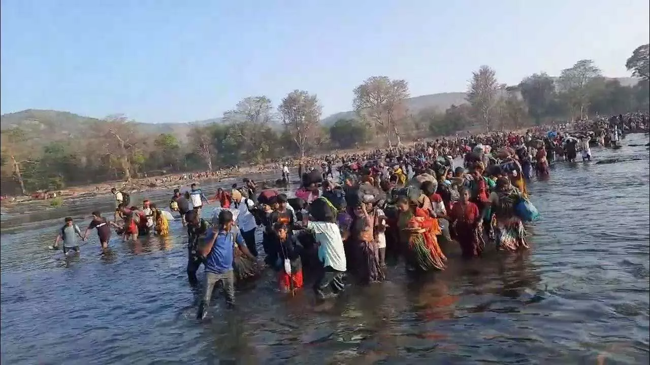 ಅತ್ತ ಚಿರತೆ, ಇತ್ತ ನದಿ; ಮಾದಪ್ಪನ ಭಕ್ತರ ಪಾದಯಾತ್ರೆಗೆ ಸರ್ಕಾರದ ವಿಧಿ