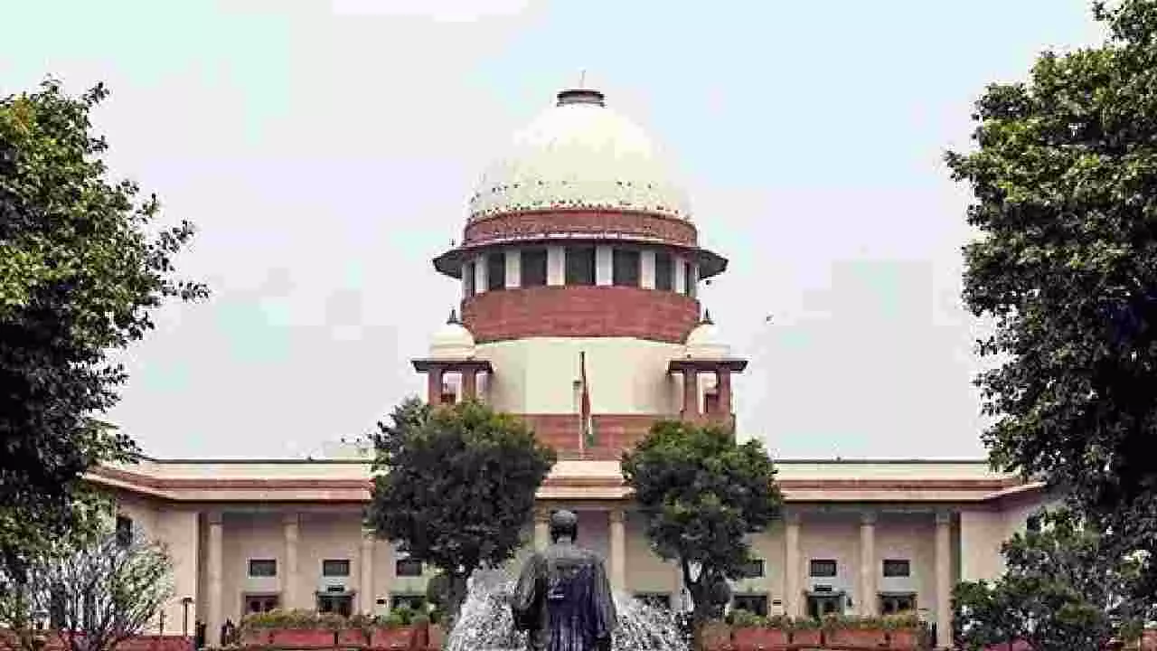 ಶಬರಿಮಲೆಗೆ ಮಹಿಳೆಯರ ಪ್ರವೇಶ: ಏ.7 ರಿಂದ 9 ನ್ಯಾಯಮೂರ್ತಿಗಳ ಪೀಠದಿಂದ ವಿಚಾರಣೆ ಆರಂಭ