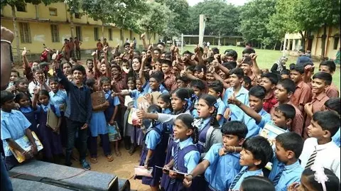 ಸರ್ಕಾರಿ ಶಾಲೆಗಳಲ್ಲಿ ಇನ್ನು ಕಾನ್ವೆಂಟ್ ಮಾದರಿ ಶಿಕ್ಷಣ ಸರ್ಕಾರಿ ಶಾಲೆಗಳಲ್ಲಿ ಇನ್ನು ಕಾನ್ವೆಂಟ್ ಮಾದರಿ ಶಿಕ್ಷಣ