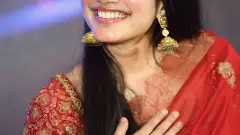 Saipallavi| ಸಾಯಿ ಪಲ್ಲವಿಗೆ ಬ್ಲ್ಯಾಕ್ ಲೇಡಿ ಪ್ರಶಸ್ತಿ; ಮುಕುಂದ್ ವರದರಾಜನ್ ಕುಟುಂಬಕ್ಕೆ ಅರ್ಪಿಸಿದ ನಟಿ