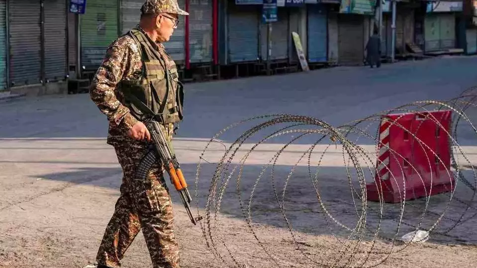 ಖಮೇನಿ ಹತ್ಯೆ ಖಂಡಿಸಿ ಪ್ರತಿಭಟನೆ: ಕಾಶ್ಮೀರದಲ್ಲಿ ಬಿಗಿ ಭದ್ರತೆ, ಶಾಲಾ-ಕಾಲೇಜು ಬಂದ್