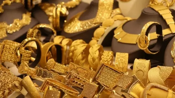 Gold and silver prices drop sharply in Bengaluru: How much is 10 grams of gold now? Here is the price list
