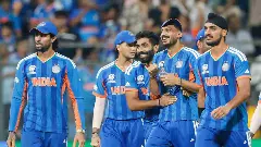 ಟಿ20 ವಿಶ್ವಕಪ್‌ ಸೆಮಿಫೈನಲ್: ಇಂಗ್ಲೆಂಡ್‌ ಮಣಿಸಿ ಸತತ 2ನೇ ಬಾರಿ ಫೈನಲ್‌ಗೇರಿದ ಟೀಮ್ ಇಂಡಿಯಾ