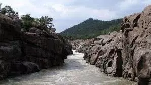 Karnataka Budget: Mekedatu, Yettinahole and UKP-3 projects given major boost, priority given to lake revitalization