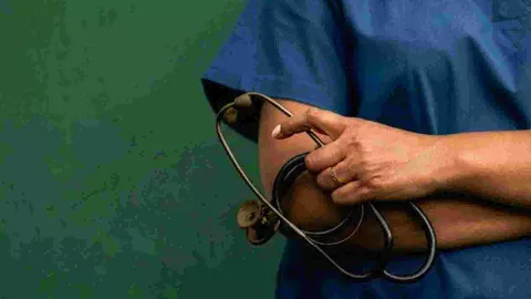 ವೈದ್ಯರಿಗೆ ಮಣಿದ ಸರ್ಕಾರ: 14 ಬೇಡಿಕೆಗಳಲ್ಲಿ 13ಕ್ಕೆ ಗ್ರೀನ್ ಸಿಗ್ನಲ್, ಮುಷ್ಕರ ವಾಪಸ್