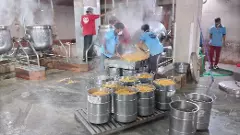 ಗ್ಯಾಸ್ ಸಿಲಿಂಡರ್ ಬೇಡ: ಎಲ್‌ಪಿಜಿ ಬಿಕ್ಕಟ್ಟಿನ ನಡುವೆಯೂ ಹಬೆಯಾಡುತ್ತಿದೆ ಅದಮ್ಯ ಚೇತನದ ಬಿಸಿಯೂಟ