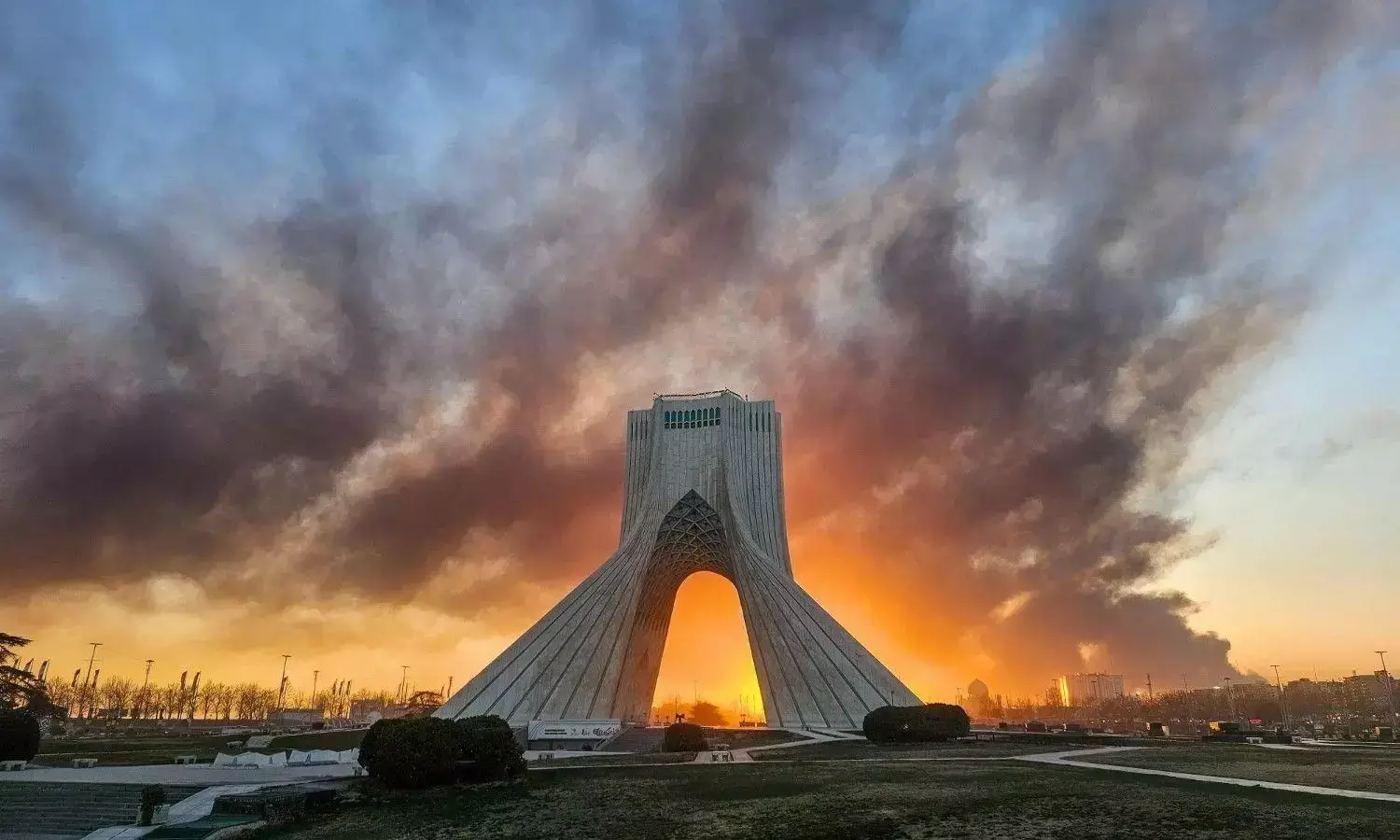 ಗೆದ್ದೆನೆಂದು ಬೀಗಬಹುದು ಟ್ರಂಪ್, ಸೋತೆನೆಂದು ಹೋರಾಟ ನಿಲ್ಲಿಸೀತೆ ಇರಾನ್ ? ಗೆದ್ದೆನೆಂದು ಬೀಗಬಹುದು ಟ್ರಂಪ್, ಸೋತೆನೆಂದು ಹೋರಾಟ ನಿಲ್ಲಿಸೀತೆ ಇರಾನ್ ?