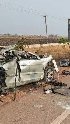 Chitradurga: Three police officers killed in horrific road accident; condition of two in critical condition