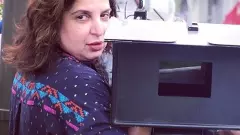 ಬಾಲಿವುಡ್ ಕಾಡಿದ್ದ ಭೂಗತ ಲೋಕದ ಕರಾಳ ನೆರಳು: ಫರಾ ಖಾನ್ ಬಿಚ್ಚಿಟ್ಟ ಸ್ಫೋಟಕ ಸತ್ಯ ಬಾಲಿವುಡ್ ಕಾಡಿದ್ದ ಭೂಗತ ಲೋಕದ ಕರಾಳ ನೆರಳು: ಫರಾ ಖಾನ್ ಬಿಚ್ಚಿಟ್ಟ ಸ್ಫೋಟಕ ಸತ್ಯ