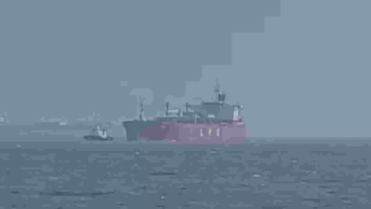 Shivalik LPG tanker| ಭಾರತಕ್ಕೆ ಬಿಗ್ ರಿಲೀಫ್! ಗುಜರಾತ್ ತಲುಪಿದ ಎಲ್ಪಿಜಿ ಹೊತ್ತ ʻಶಿವಾಲಿಕ್ ನೌಕೆ Shivalik LPG tanker| ಭಾರತಕ್ಕೆ ಬಿಗ್ ರಿಲೀಫ್! ಗುಜರಾತ್ ತಲುಪಿದ ಎಲ್ಪಿಜಿ ಹೊತ್ತ ʻಶಿವಾಲಿಕ್ ನೌಕೆ