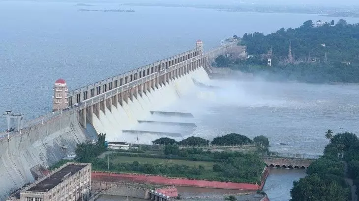 ನೀರಾವರಿ ಯೋಜನೆಗಳಿಗಾಗಿ ರಾಜ್ಯದ ಸಂಸದರ ಒಗ್ಗಟ್ಟು: ಪ್ರಧಾನಿ ಭೇಟಿಗೆ ಸರ್ವಪಕ್ಷ ಸಭೆಯಲ್ಲಿ ಗ್ರೀನ್ ಸಿಗ್ನಲ್!