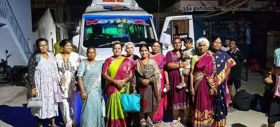 Terrible accident near Devanahalli: Three women from Tiptur who were on their way to Kashi died Terrible accident near Devanahalli: Three women from Tiptur who were on their way to Kashi died