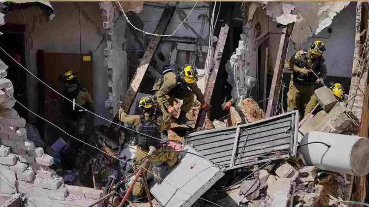 5 ದಿನಗಳ ಕಾಲ ಇರಾನ್ ಮೇಲಿನ ಯುದ್ಧ ನಿಲ್ಲುಸುತ್ತೇವೆ ಎಂದ ಡೊನಾಲ್ಡ್ ಟ್ರಂಪ್ 5 ದಿನಗಳ ಕಾಲ ಇರಾನ್ ಮೇಲಿನ ಯುದ್ಧ ನಿಲ್ಲುಸುತ್ತೇವೆ ಎಂದ ಡೊನಾಲ್ಡ್ ಟ್ರಂಪ್