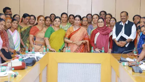 ಅಹೋರಾತ್ರಿ ಮುಷ್ಕರಕ್ಕೆ ಮಣಿದ ಸರ್ಕಾರ: ಅಂಗನವಾಡಿ ಕಾರ್ಯಕರ್ತೆಯರ ಧರಣಿ ಅಂತ್ಯ