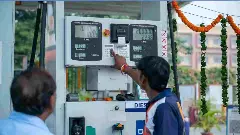 Petrol Shortage: ದೇಶದಲ್ಲಿ 60 ದಿನಗಳಿಗೆ ಸಾಕಾಗುವಷ್ಟು ಕಚ್ಚಾ ತೈಲ ದಾಸ್ತಾನು ಇದೆ ಎಂದ ಕೇಂದ್ರ ಸರ್ಕಾರ