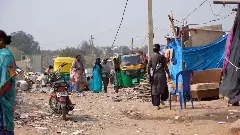 Kogilu Layout | 3 ತಿಂಗಳಾದರೂ ಬಗೆಹರಿಯದ ಕೋಗಿಲು ಬಡಾವಣೆಯ ಜನರ ಬವಣೆ; ಸಂತ್ರಸ್ತರ ಪರಿಸ್ಥಿತಿ ಅಯೋಮಯ! Kogilu Layout | 3 ತಿಂಗಳಾದರೂ ಬಗೆಹರಿಯದ ಕೋಗಿಲು ಬಡಾವಣೆಯ ಜನರ ಬವಣೆ; ಸಂತ್ರಸ್ತರ ಪರಿಸ್ಥಿತಿ ಅಯೋಮಯ!