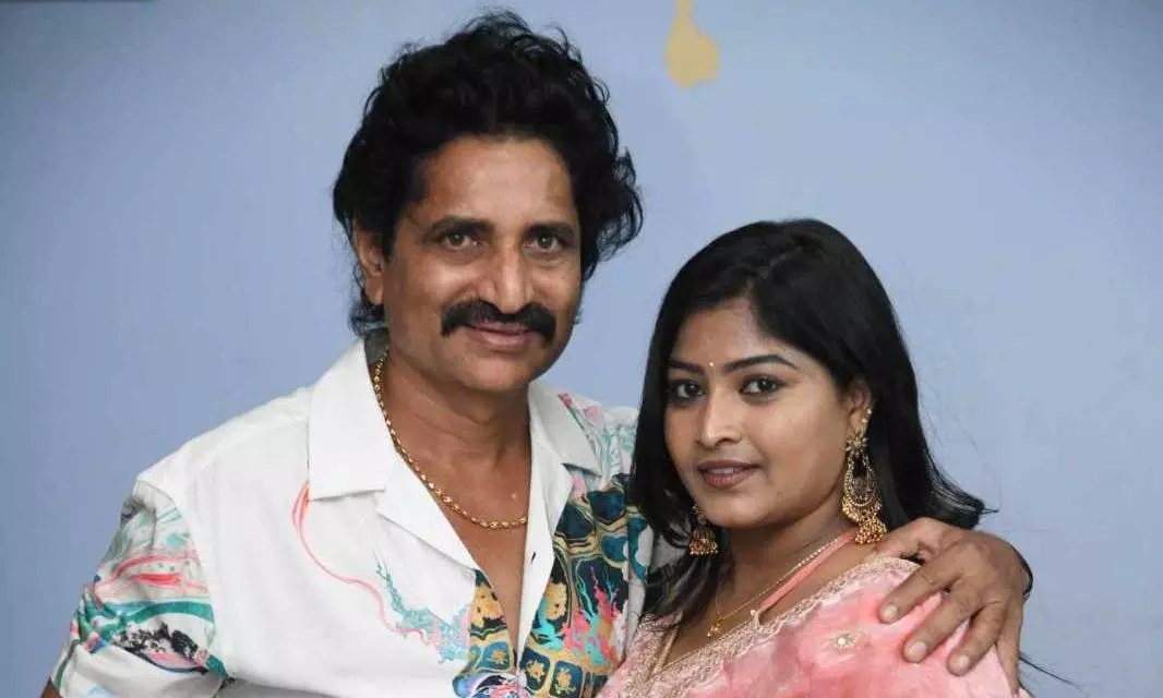 Goggayya Movie| ಚಿಣ್ಣರ ಹೆದರಿಸುವ ಗೊಗ್ಗಯ್ಯ ಈಗ ಬೆಳ್ಳಿತೆರೆಯಲ್ಲಿ: ಏಪ್ರಿಲ್ 10ಕ್ಕೆ ಸಿನಿಮಾ ಬಿಡುಗಡೆ Goggayya Movie| ಚಿಣ್ಣರ ಹೆದರಿಸುವ ಗೊಗ್ಗಯ್ಯ ಈಗ ಬೆಳ್ಳಿತೆರೆಯಲ್ಲಿ: ಏಪ್ರಿಲ್ 10ಕ್ಕೆ ಸಿನಿಮಾ ಬಿಡುಗಡೆ