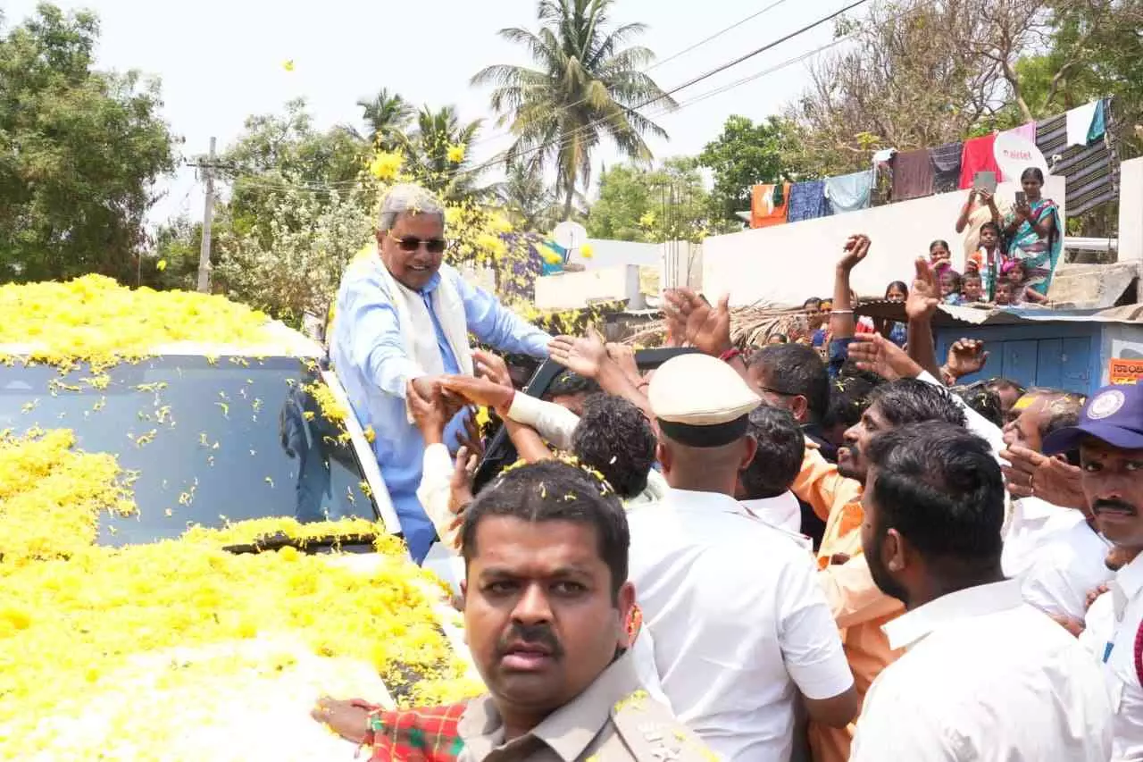 By Election | ಬಾಗಲಕೋಟೆಗೆ ಶೀಘ್ರವೇ ಸೂಪರ್ ಸ್ಪೆಷಾಲಿಟಿ ಆಸ್ಪತ್ರೆ ; ಸಿಎಂ ಚುನಾವಣಾ ಗಿಫ್ಟ್ By Election | ಬಾಗಲಕೋಟೆಗೆ ಶೀಘ್ರವೇ ಸೂಪರ್ ಸ್ಪೆಷಾಲಿಟಿ ಆಸ್ಪತ್ರೆ ; ಸಿಎಂ ಚುನಾವಣಾ ಗಿಫ್ಟ್