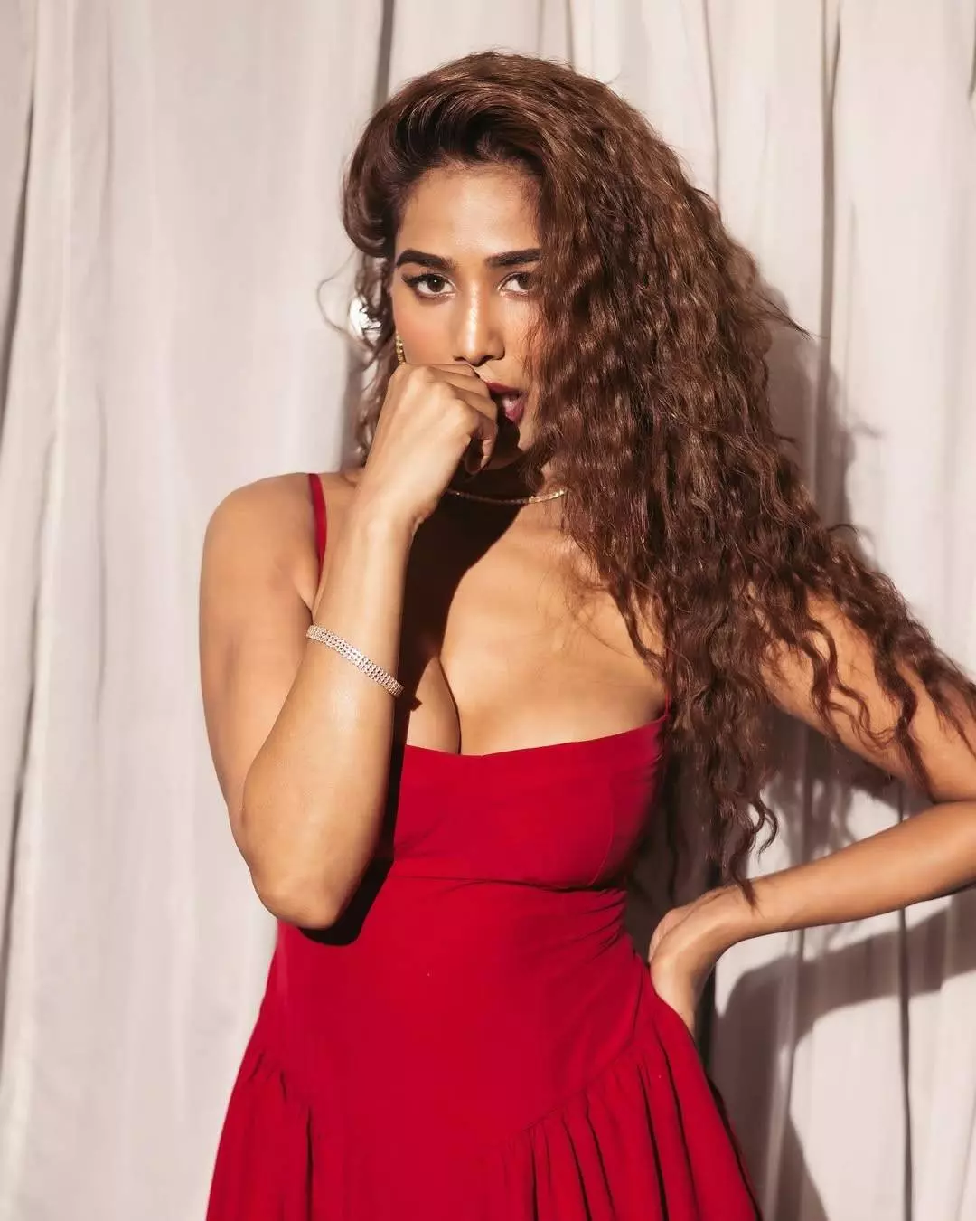 ಸಾವಿನ ನಾಟಕವಾಡಿದ್ದ ನಟಿ ಪೂನಂ ಪಾಂಡೆ ಈಗ ಗರ್ಭಿಣಿ… ಫೋಟೋ ನೋಡಿ ಜನ ಕಂಗಾಲು! ಸಾವಿನ ನಾಟಕವಾಡಿದ್ದ ನಟಿ ಪೂನಂ ಪಾಂಡೆ ಈಗ ಗರ್ಭಿಣಿ… ಫೋಟೋ ನೋಡಿ ಜನ ಕಂಗಾಲು!