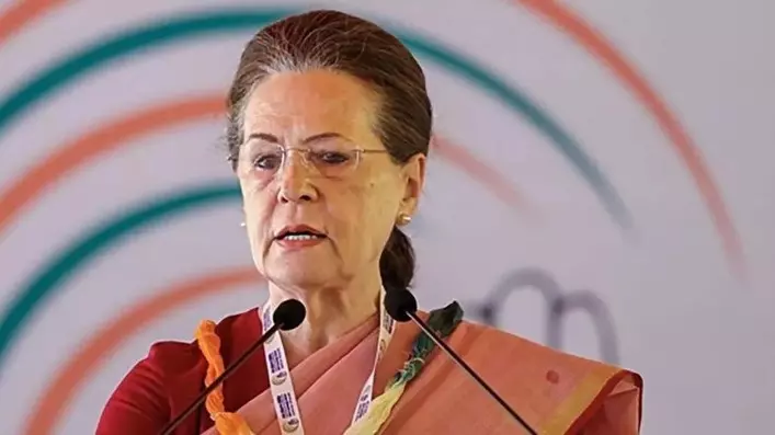 Health improves: Sonia Gandhi discharged from hospital, returns home Health improves: Sonia Gandhi discharged from hospital, returns home