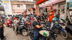 Petrol, Diesel Price Hike| ಪೆಟ್ರೋಲ್, ಡೀಸೆಲ್ ದರ ಏರಿಕೆ; ಇತಿಹಾಸದಲ್ಲೇ ಮೊದಲ ಬಾರಿಗೆ 2 ಲಕ್ಷ ರೂ. ಗಡಿ ದಾಟಿದ ವಿಮಾನ ಇಂಧನ!