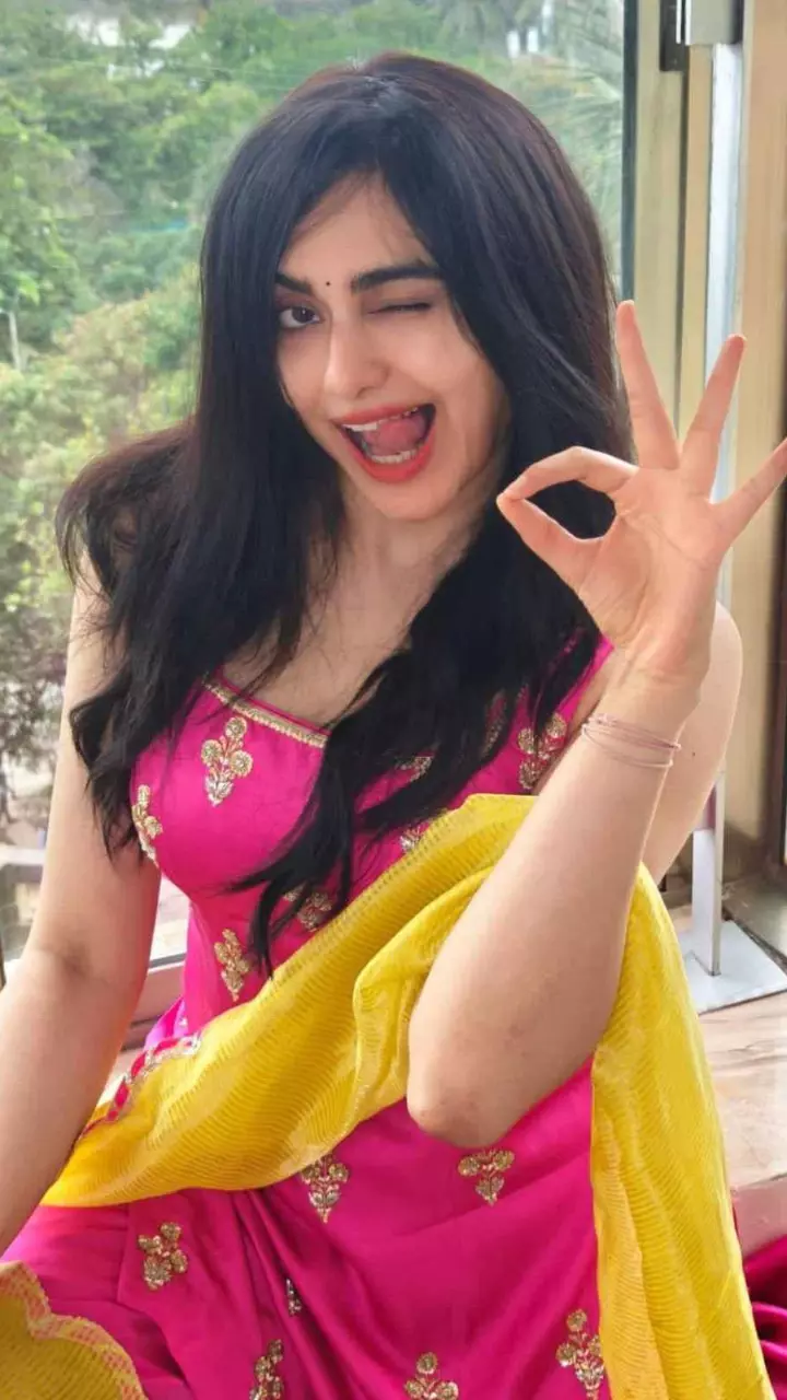 Adah Sharma| ನಿಮ್ಮ ಸೈಜ್ ಎಷ್ಟು? ನೆಟ್ಟಿಗನ ಪ್ರಶ್ನೆಗೆ ಚಪ್ಪಲಿ ತೋರಿಸಿದ ಖ್ಯಾತ ನಟಿ