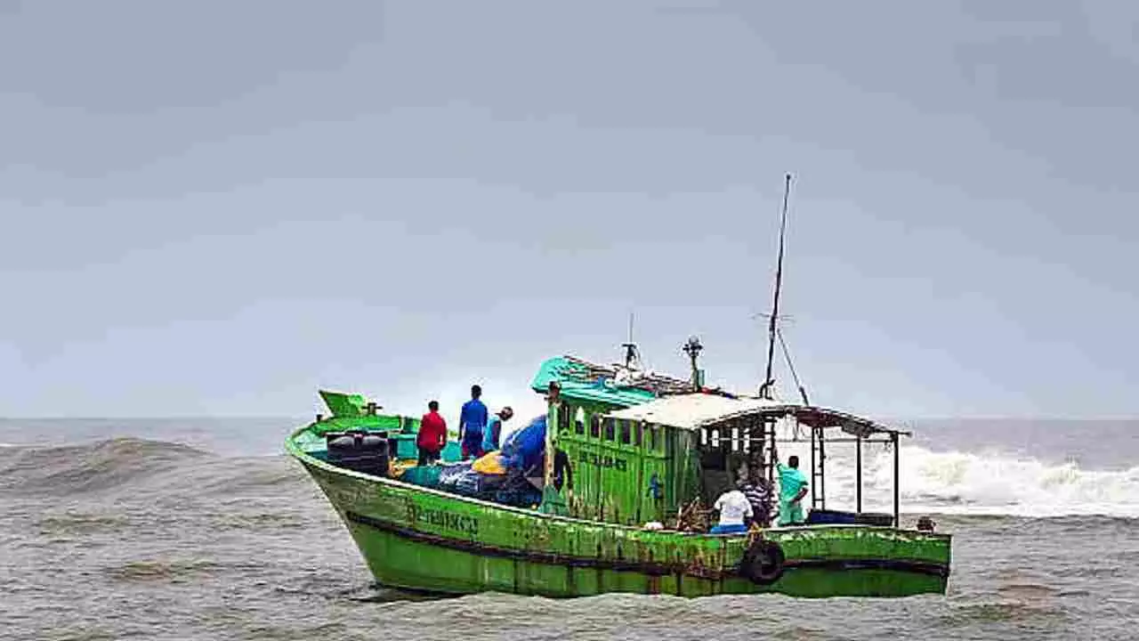 ಇರಾನ್‌ನಲ್ಲಿ ಸಿಲುಕಿದ್ದ 345 ಭಾರತೀಯ ಮೀನುಗಾರರು ಅರ್ಮೇನಿಯಾ ಮೂಲಕ ತಾಯ್ನಾಡಿಗೆ ವಾಪಸ್