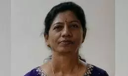 ಕಲಬುರಗಿ: ಸರ್ಕಾರಿ ಶಾಲಾ ಶಿಕ್ಷಕಿಯ ಭೀಕರ ಕೊಲೆ, ಕೊಂದು ಸುಟ್ಟು ಹಾಕಿದ ಪಾಪಿ ಕಲಬುರಗಿ: ಸರ್ಕಾರಿ ಶಾಲಾ ಶಿಕ್ಷಕಿಯ ಭೀಕರ ಕೊಲೆ, ಕೊಂದು ಸುಟ್ಟು ಹಾಕಿದ ಪಾಪಿ