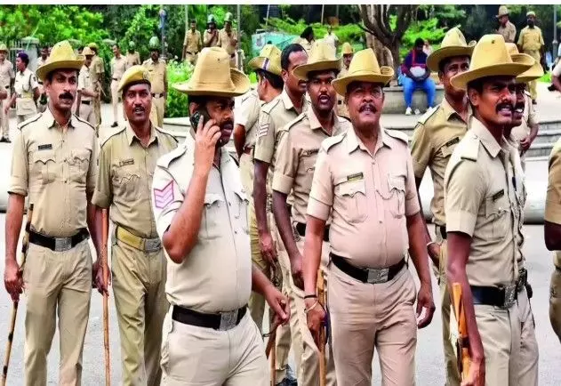 G. Parameshwar|ದಯಾಮರಣ ಕೋರಿ ಕಾನ್ಸ್ಟೇಬಲ್ಗಳ ಪತ್ರ- ನಿಯಮಾನುಸಾರ ವರ್ಗಾವಣೆ ಎಂದ ಗೃಹ ಸಚಿವ G. Parameshwar|ದಯಾಮರಣ ಕೋರಿ ಕಾನ್ಸ್ಟೇಬಲ್ಗಳ ಪತ್ರ- ನಿಯಮಾನುಸಾರ ವರ್ಗಾವಣೆ ಎಂದ ಗೃಹ ಸಚಿವ