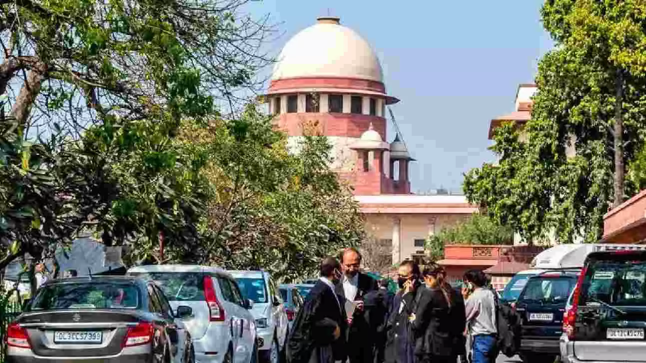 West Bengal Election 2026: ಮತದಾರರ ಪಟ್ಟಿ ವಿವಾದ: ಸುಪ್ರೀಂ ಕೋರ್ಟ್ನಲ್ಲಿ ಮಮತಾ ಸರ್ಕಾರಕ್ಕೆ ಹಿನ್ನಡೆ West Bengal Election 2026: ಮತದಾರರ ಪಟ್ಟಿ ವಿವಾದ: ಸುಪ್ರೀಂ ಕೋರ್ಟ್ನಲ್ಲಿ ಮಮತಾ ಸರ್ಕಾರಕ್ಕೆ ಹಿನ್ನಡೆ