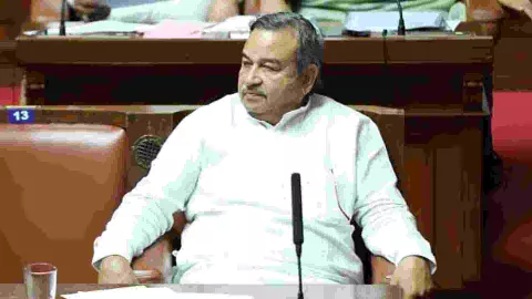 ದಾವಣಗೆರೆ ದಕ್ಷಿಣ ಉಪಚುನಾವಣೆ: ಕಾಂಗ್ರೆಸ್ನಲ್ಲಿ ಭಿನ್ನಮತ ಸ್ಫೋಟ, ಅಬ್ದುಲ್ ಜಬ್ಬಾರ್ ರಾಜೀನಾಮೆ ದಾವಣಗೆರೆ ದಕ್ಷಿಣ ಉಪಚುನಾವಣೆ: ಕಾಂಗ್ರೆಸ್ನಲ್ಲಿ ಭಿನ್ನಮತ ಸ್ಫೋಟ, ಅಬ್ದುಲ್ ಜಬ್ಬಾರ್ ರಾಜೀನಾಮೆ