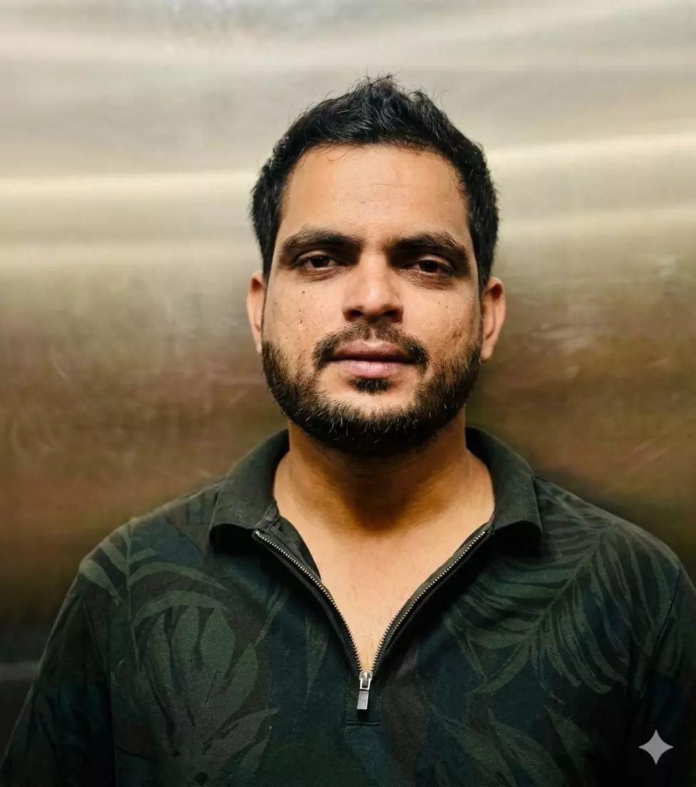 ಧಾರವಾಡ| ಯೂತ್ ಕಾಂಗ್ರೆಸ್ ಮುಖಂಡನ ಭೀಕರ ಹತ್ಯೆ ಧಾರವಾಡ| ಯೂತ್ ಕಾಂಗ್ರೆಸ್ ಮುಖಂಡನ ಭೀಕರ ಹತ್ಯೆ