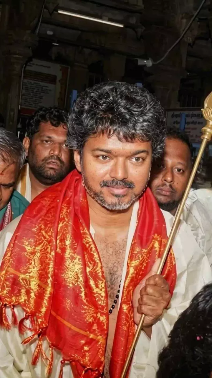 TVK| ಫಲಿತಾಂಶಕ್ಕೂ ಮುನ್ನ ತಿರುಚೆಂದೂರು ಮುರುಗನ್ ದರ್ಶನ ಪಡೆದ ನಟ ವಿಜಯ್