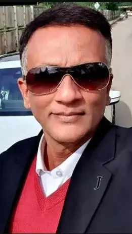 ಕರ್ನಾಟಕದಲ್ಲಿ ಲಾಯರ್ ಜಗದೀಶ್ ಹೊಸ ಪಕ್ಷ ಸ್ಥಾಪನೆಯ ಘೋಷಣೆ; ವಿಜಯ್ ಹಾದಿಯಲ್ಲಿ ವಕೀಲ