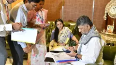 ಎಸ್‌ಐಆರ್‌ಗೆ ಚಾಲನೆ : ಹೆಸರು ನೋಂದಾಯಿಸಿಕೊಳ್ಳದಿದ್ದರೆ ಸೌಲಭ್ಯ ಕಷ್ಟ - ಸಿಎಂ ಎಚ್ಚರಿಕೆ