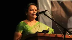 ‘ತಾಯಿಯನ್ನು ಧರ್ಮದ ವಿಚಾರಕ್ಕೆ ಎಳೆತರುವುದು ಉದ್ದಟತನ’: ಶೋಭಾ ಕರಂದ್ಲಾಜೆ ವಿರುದ್ಧ ಉಮಾಶ್ರೀ ಕಿಡಿ