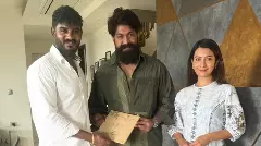 ಯಶ್-ರಾಧಿಕಾ ಮನೆಗೆ ತೆರಳಿ ಮದುವೆ ಆಹ್ವಾನ ಪತ್ರಿಕೆ ನೀಡಿದ ಚಿಕ್ಕಣ್ಣ
