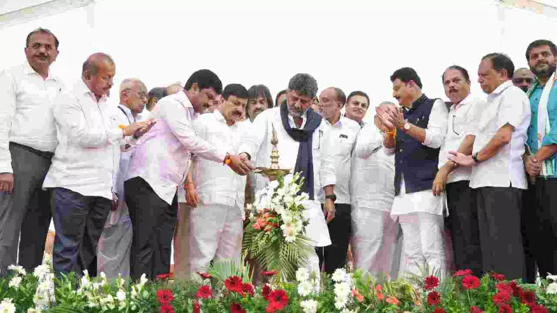 ವಂದೇ ಮಾತರಂ ಗದ್ದಲ; ಕಸ್ತೂರಿ ರಂಗನ್ ವರದಿ ಬಗ್ಗೆ ಡಿಕೆಶಿ ಸಭೆ; ಕೆಪಿಎಸ್‌ಸಿ ಅಕ್ರಮಕ್ಕೆ ಇಡಿ ಬಿಗಿ