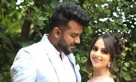 ಚಂದನ್ ಶೆಟ್ಟಿ ‘ಮೈಮಾಟ’ ಹಾಡಿಗೆ ನಿವೇದಿತಾ ಗೌಡ ಕೌಂಟರ್ ಕೊಟ್ರಾ? ಚಂದನ್ ಶೆಟ್ಟಿ ‘ಮೈಮಾಟ’ ಹಾಡಿಗೆ ನಿವೇದಿತಾ ಗೌಡ ಕೌಂಟರ್ ಕೊಟ್ರಾ?